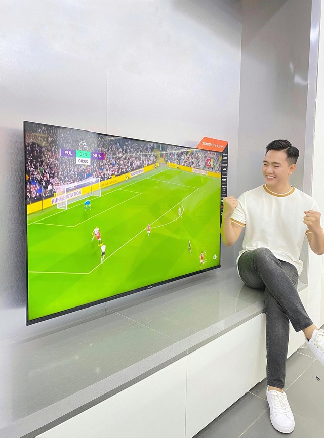 Tivi 90 inch màn hình khổng lồ giải trí thả ga